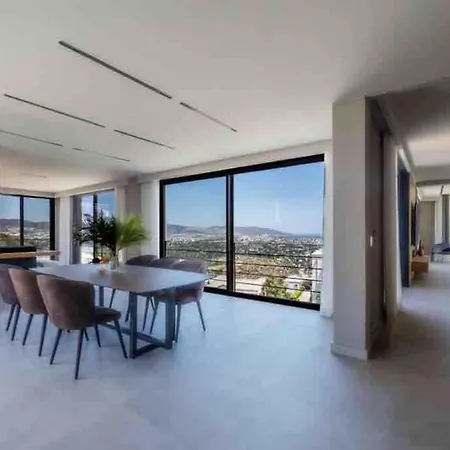 Mansion With Sea And Rocks View, Housekeeper, Breakfast Bitez